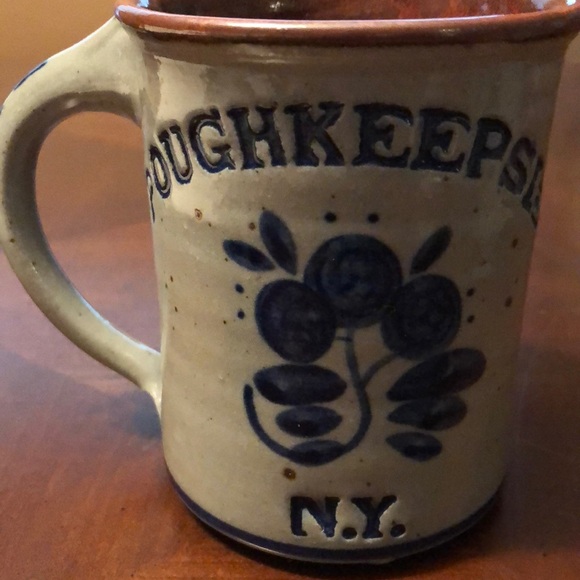 Harvey folk art handmade stone Poughkeepsie NY coffee mugs set of three - Picture 2 of 8